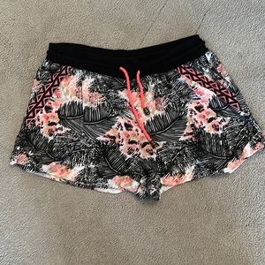 Cute tropical shorts
